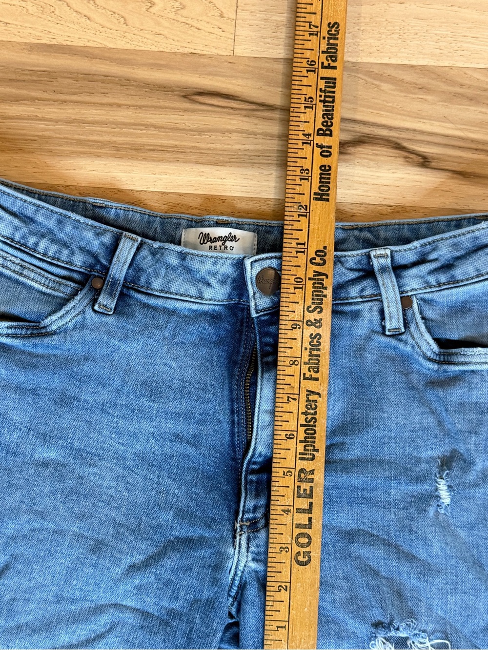 Wrangler jeans size 31 - Picture 2 of 6